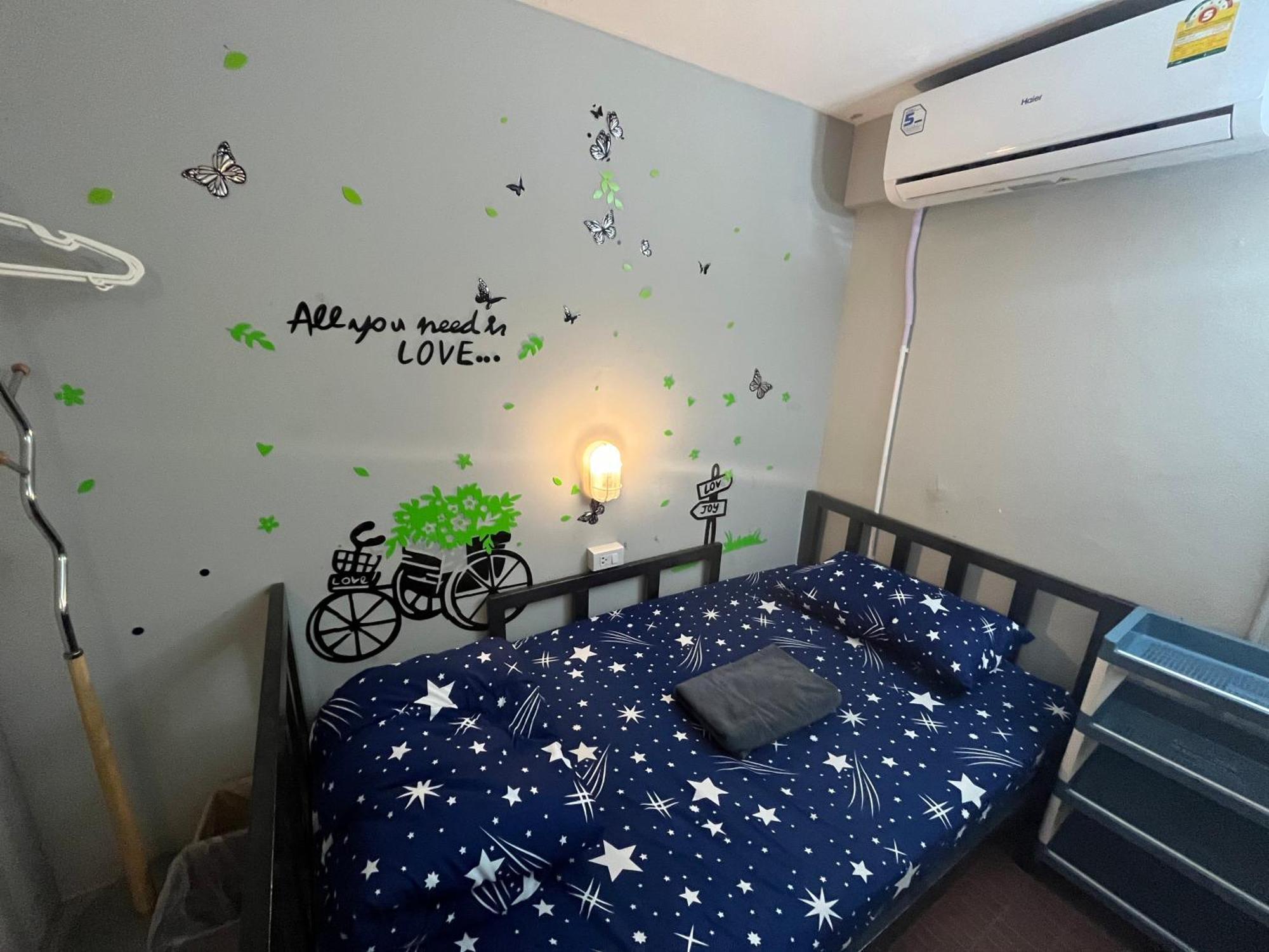 Hostel Lazy Gibbon 1 Chiang Mai - Tha Phae Gate Exteriér fotografie